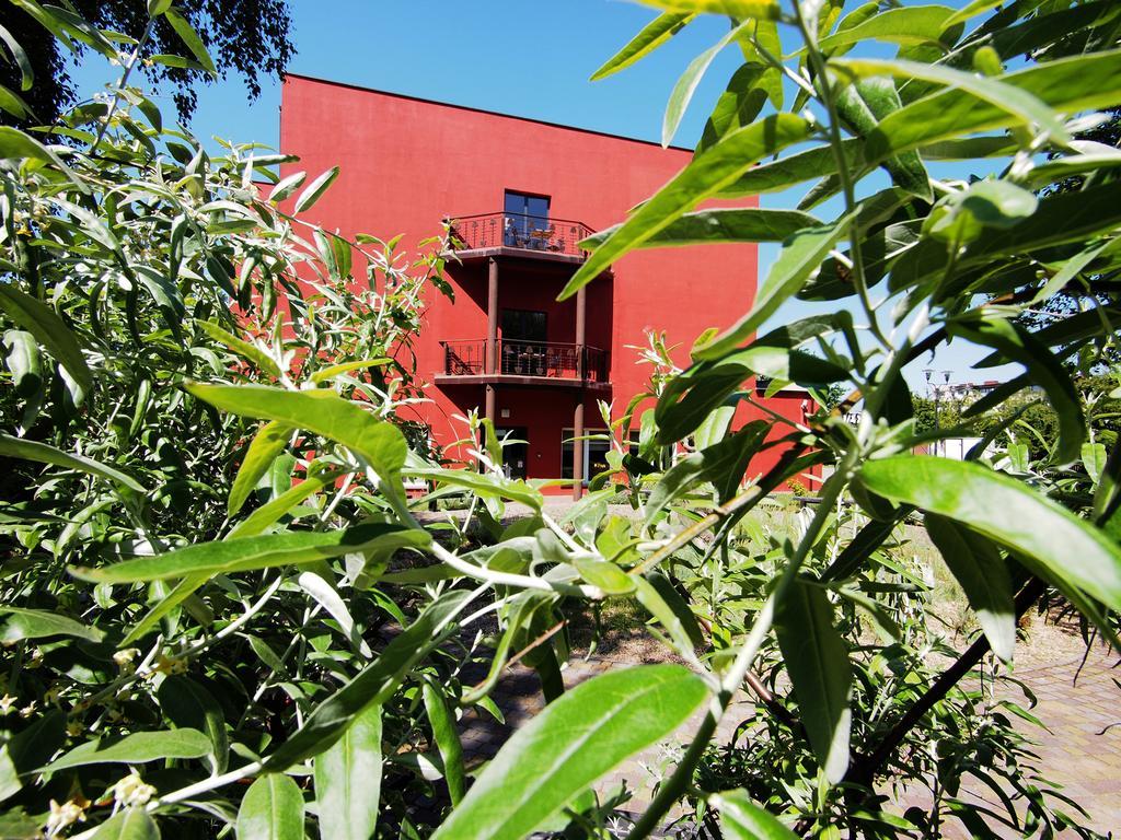 Hotel Altamira Piotrków Trybunalski Exterior foto